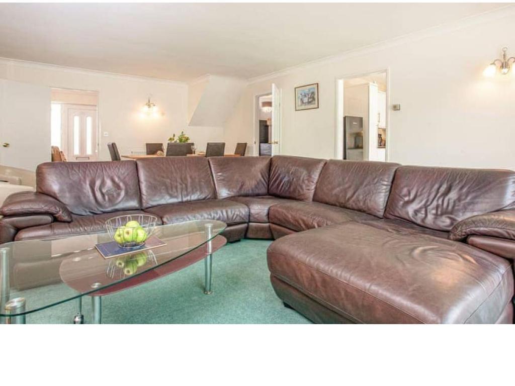פיינטון Broadshade Holiday Apartments מראה חיצוני תמונה